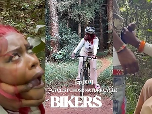 Mombasapornstar takes stranger's hard dick here develop b publish standing fuckfest before acquiring powerless internal fuck